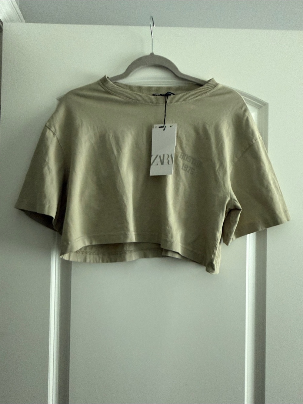 ZARA Cropped Boxy Tee in Olive Green